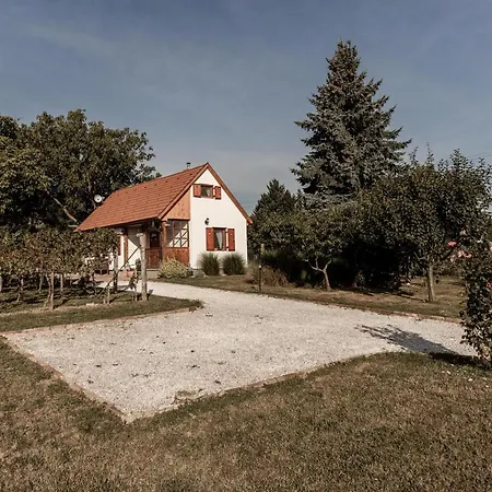 Szofi Porta Apartament *